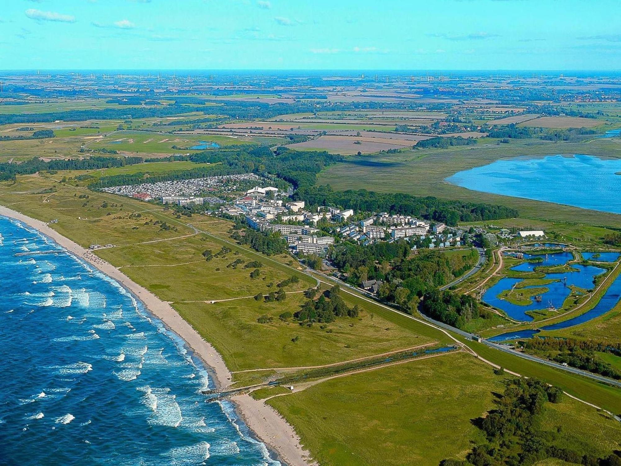 Doppelhaushaelften Im Ferien- Und Freizeitpark Weissenhaeuser Strand エクステリア 写真